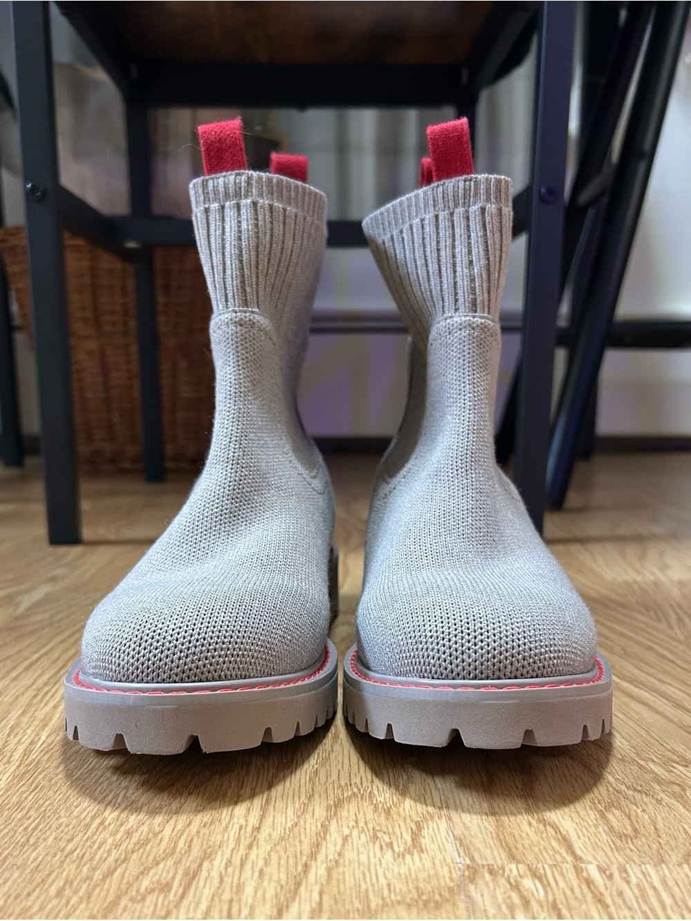VIVAIA BNWT Round-Toe Lug Sole Wool Ankle Boots in Oatmilk